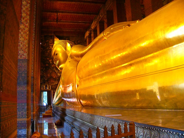 Reclining Buddha